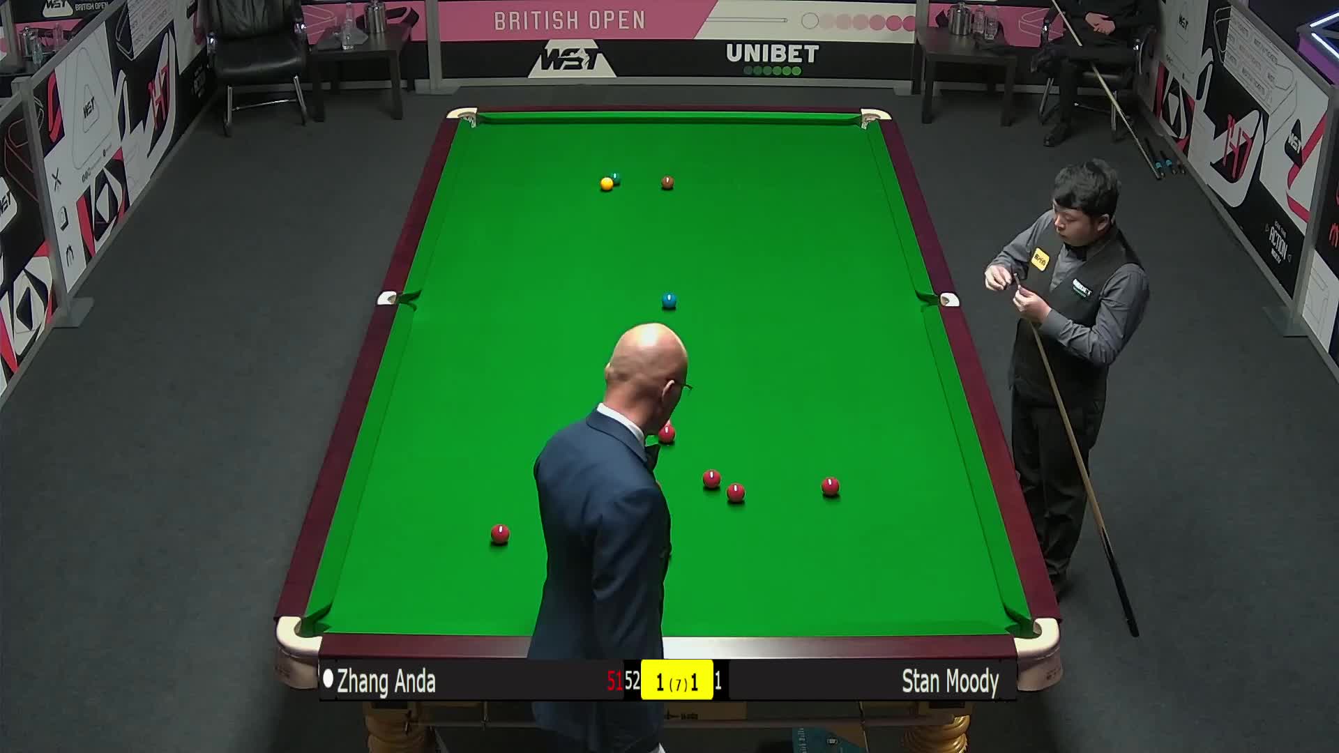 通过践行红 通过践行红